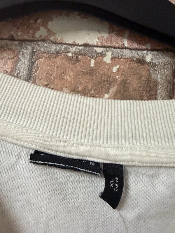 ASOS Cream and Red T Shirt - Size 20/22 Oversized