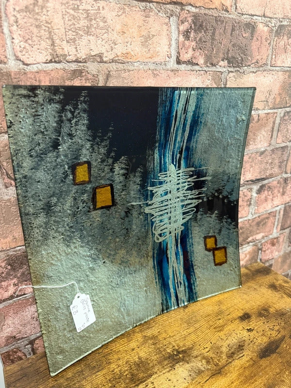 Square Patterned Glass Plate