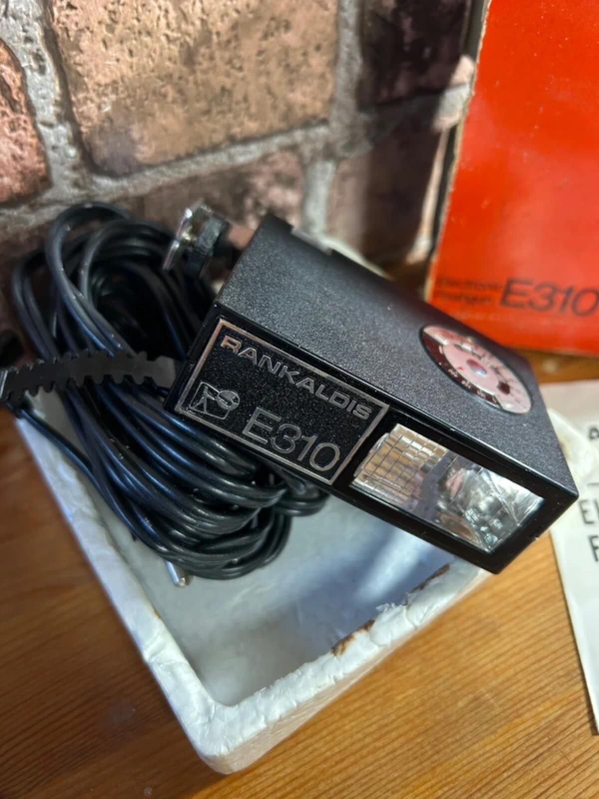 Rankaldis Electronic Flashgun E310