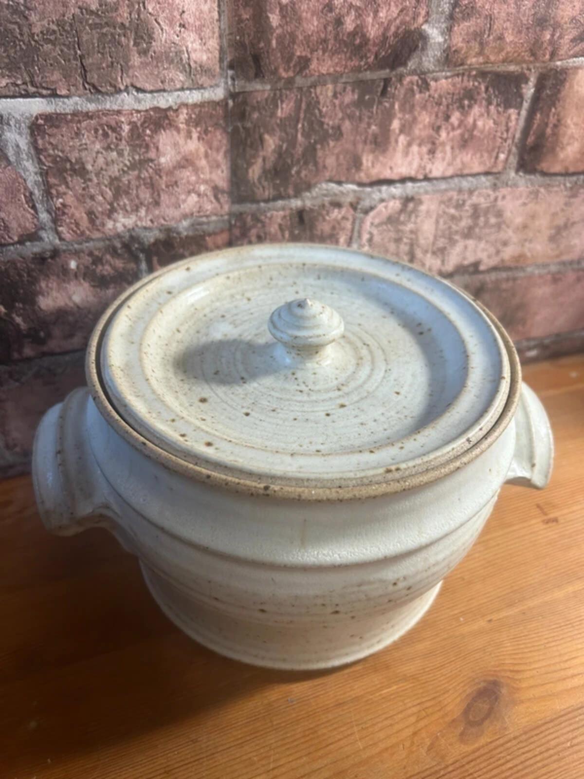 Stoneware Cream Casserole/Serving Dish with Lid