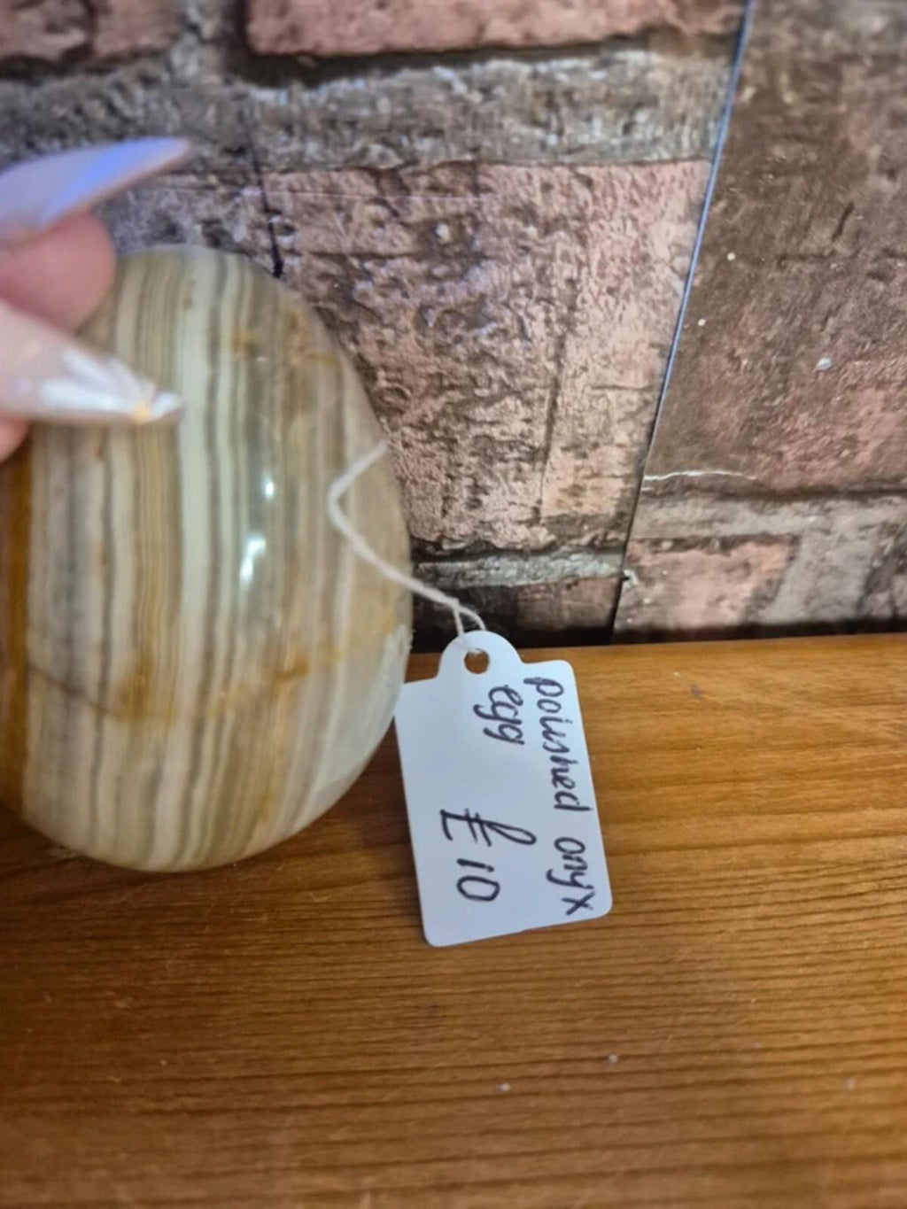 Polished onyx egg