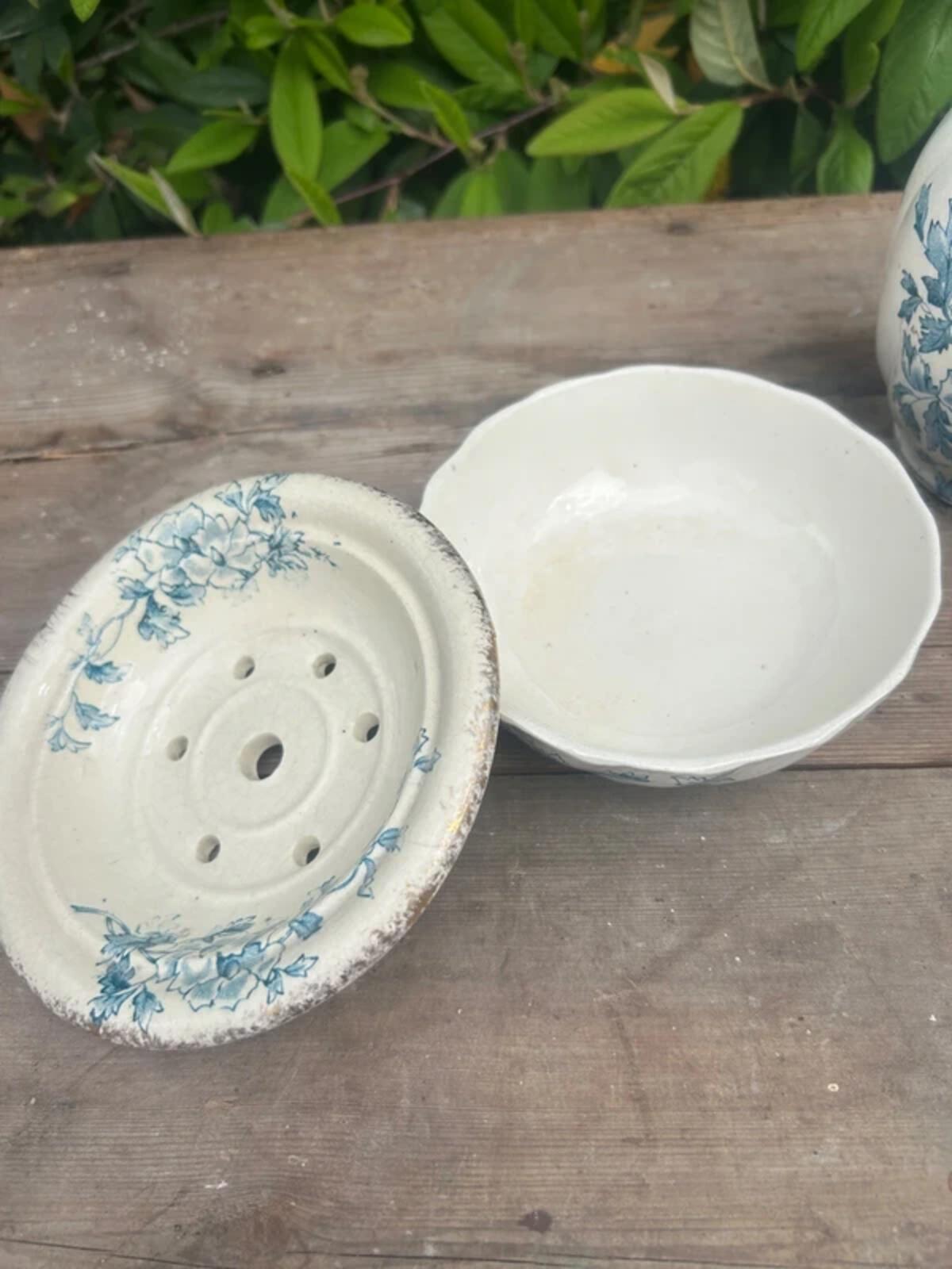 Vintage Ceramic Soap Dish and Pot Set