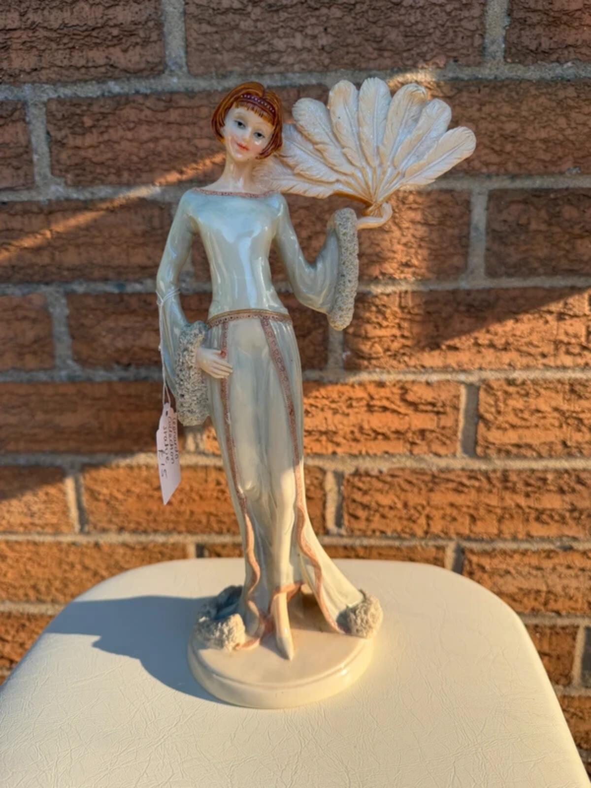 Leonardo Collection Art Deco Statue