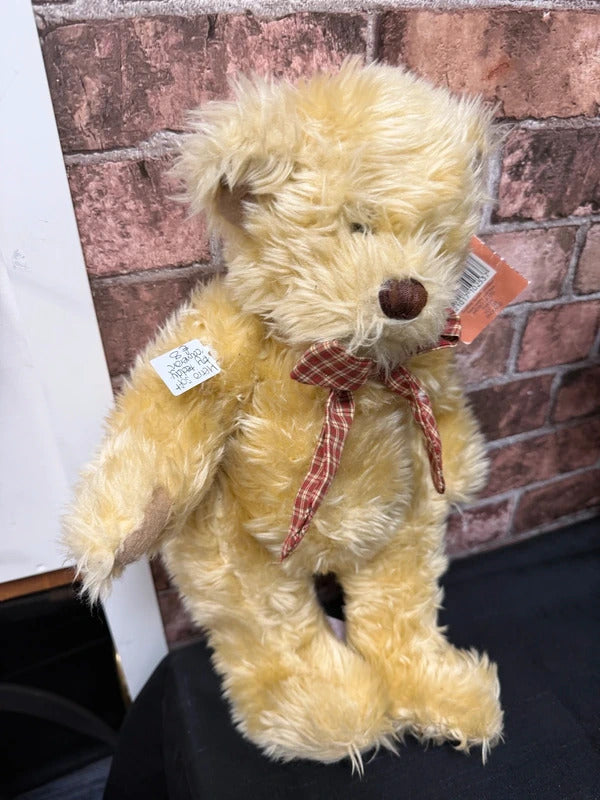 Metro Soft Toy Teddy 'Cameron'