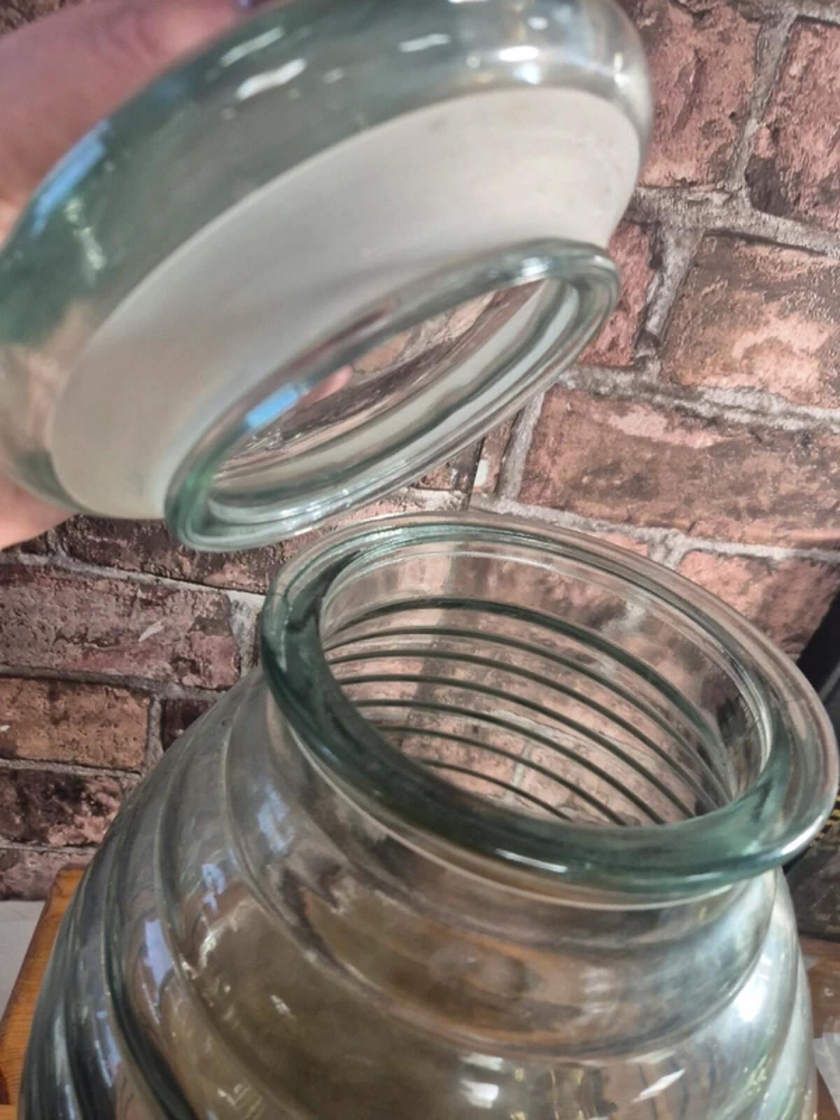 Glass Verre Beehive Style Drinks Jar with Tap