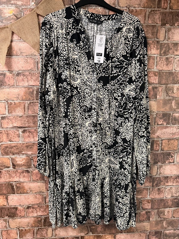 F&F Black and White Paisley Print Dress - Size 20