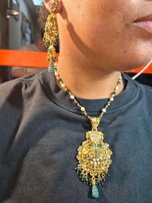 Asian jewellery set - 13