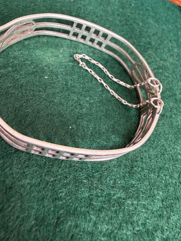 Sterling Silver Vintage Hinged Gate Bangle