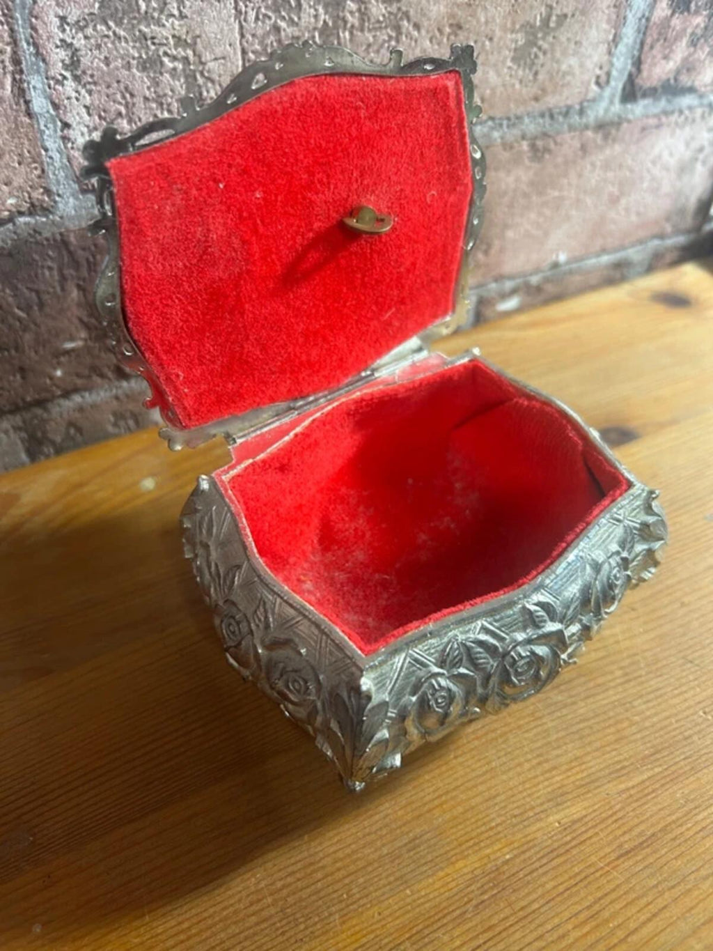 Vintage Japanese Musical Jewellery Box
