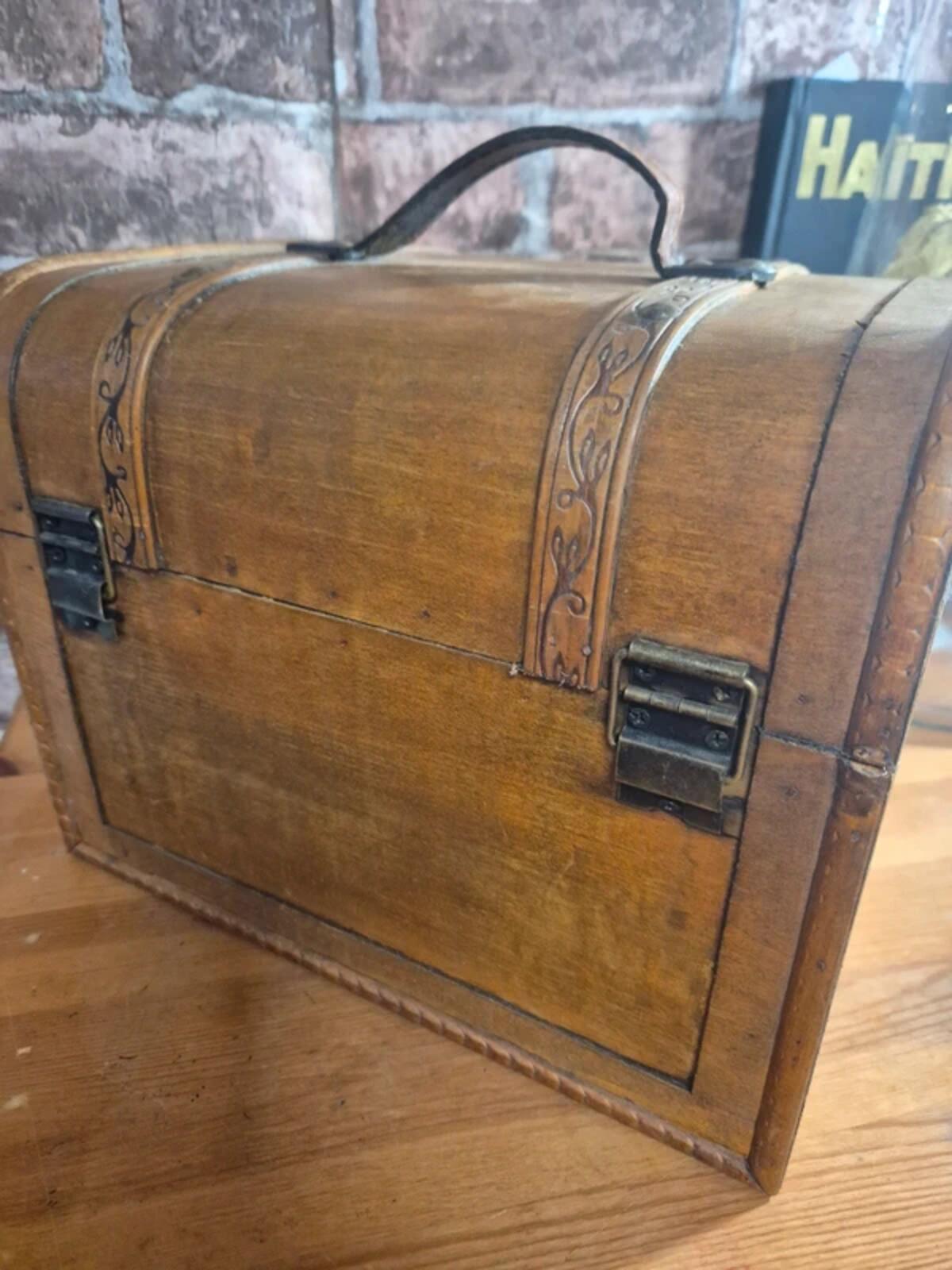Vintage chest