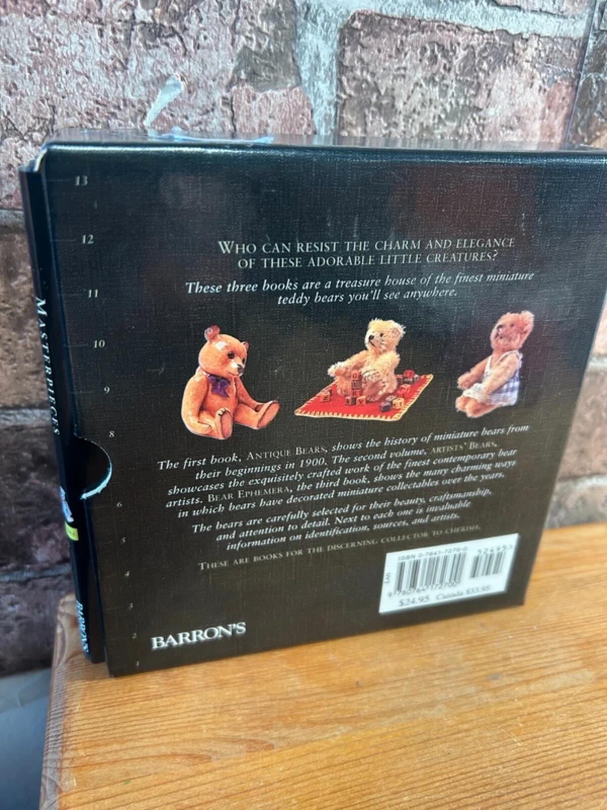 Masterpieces in Miniature: Teddy Bears Books