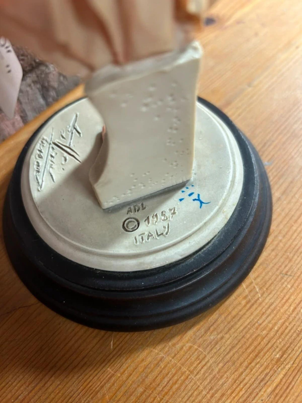 Vittorio Tessaro Figurine