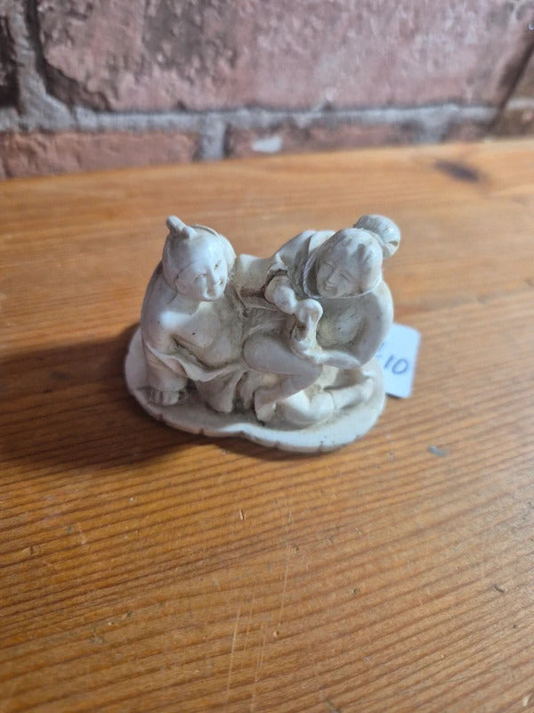 Netsuke erotic figure