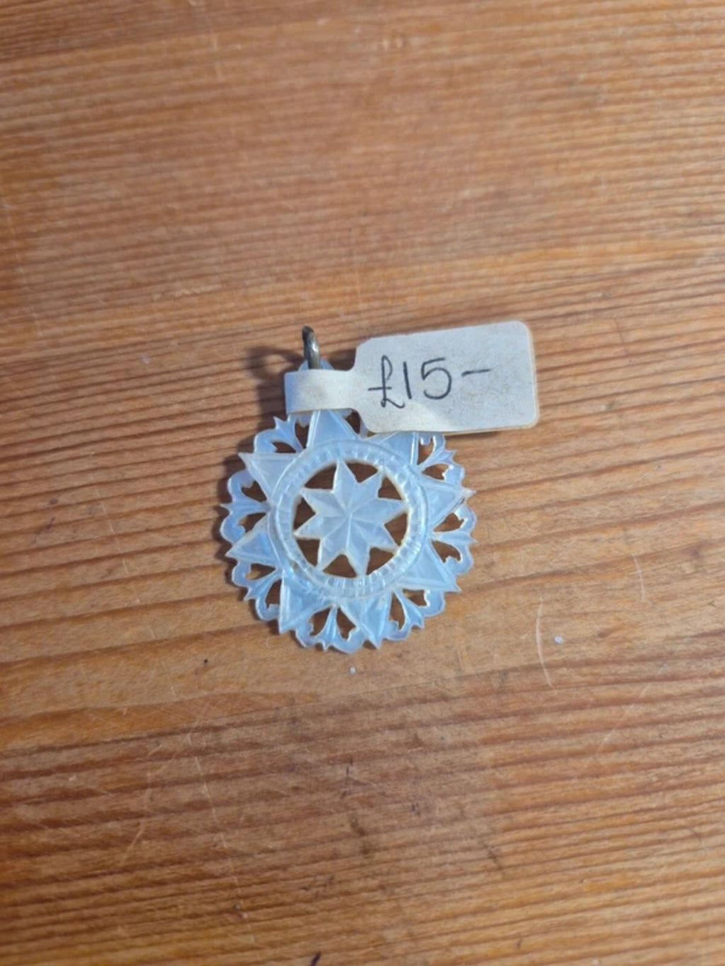 Mother of Pearl Vintage Pendant
