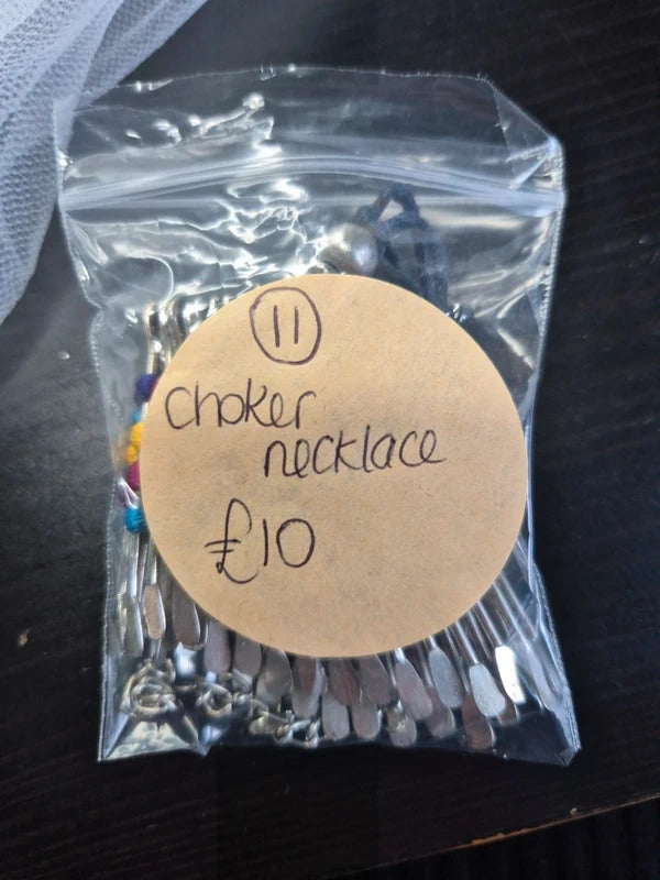 Choker necklace