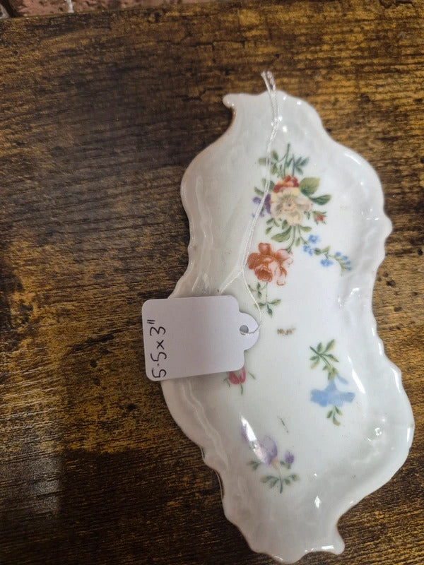Vintage floral trinket tray