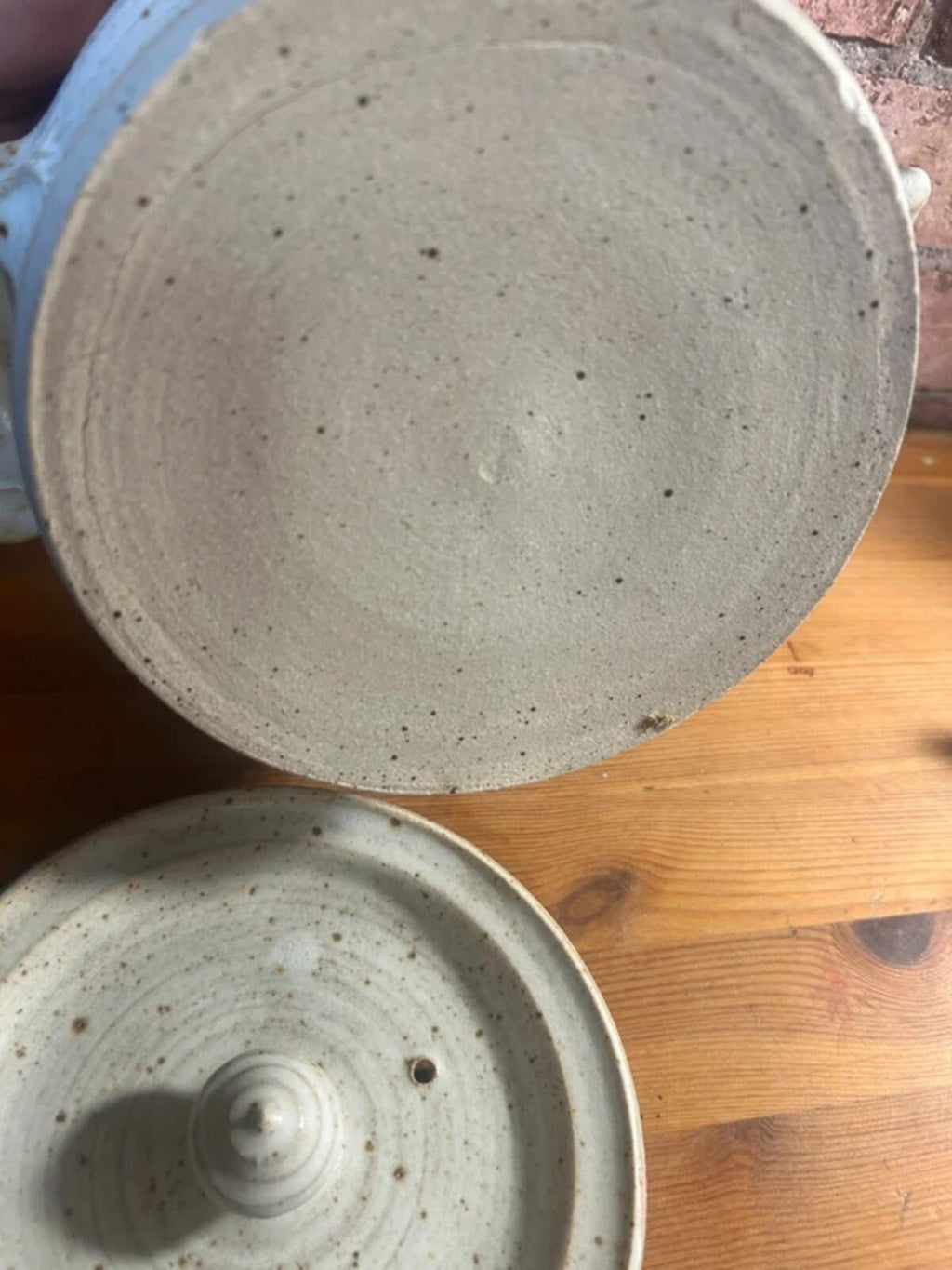 Stoneware Cream Casserole/Serving Dish with Lid