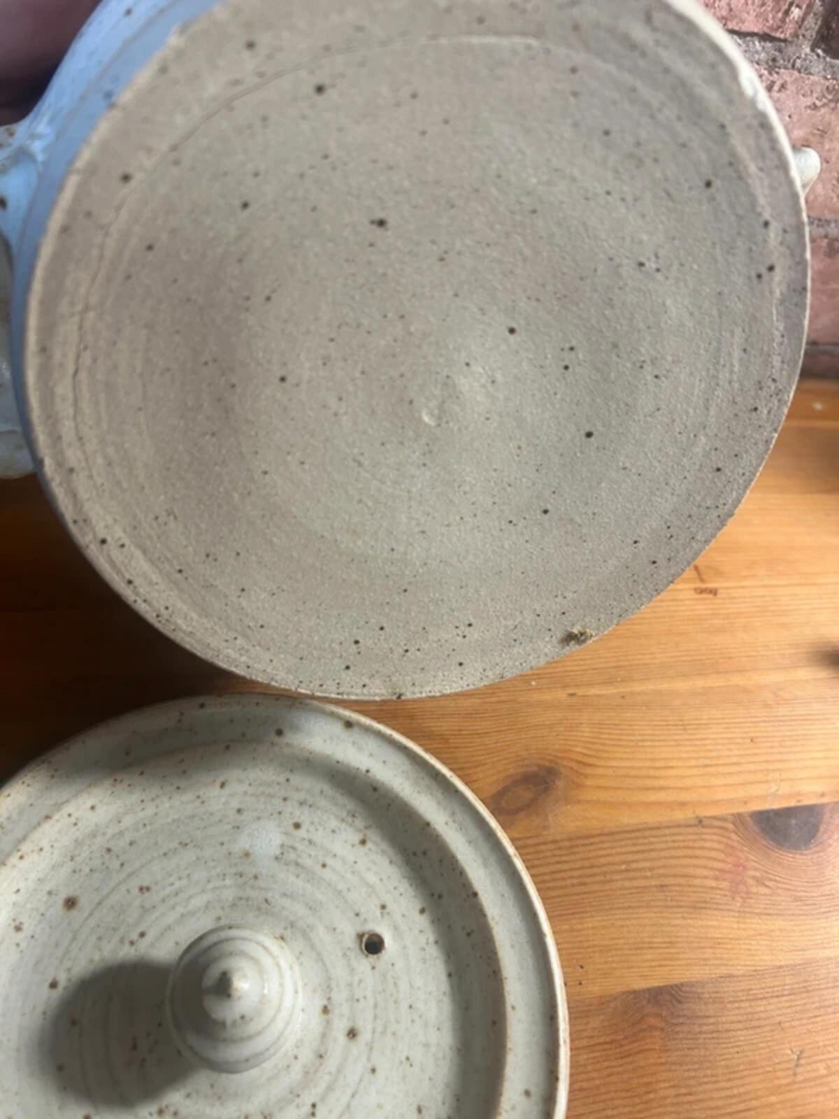 Stoneware Cream Casserole/Serving Dish with Lid