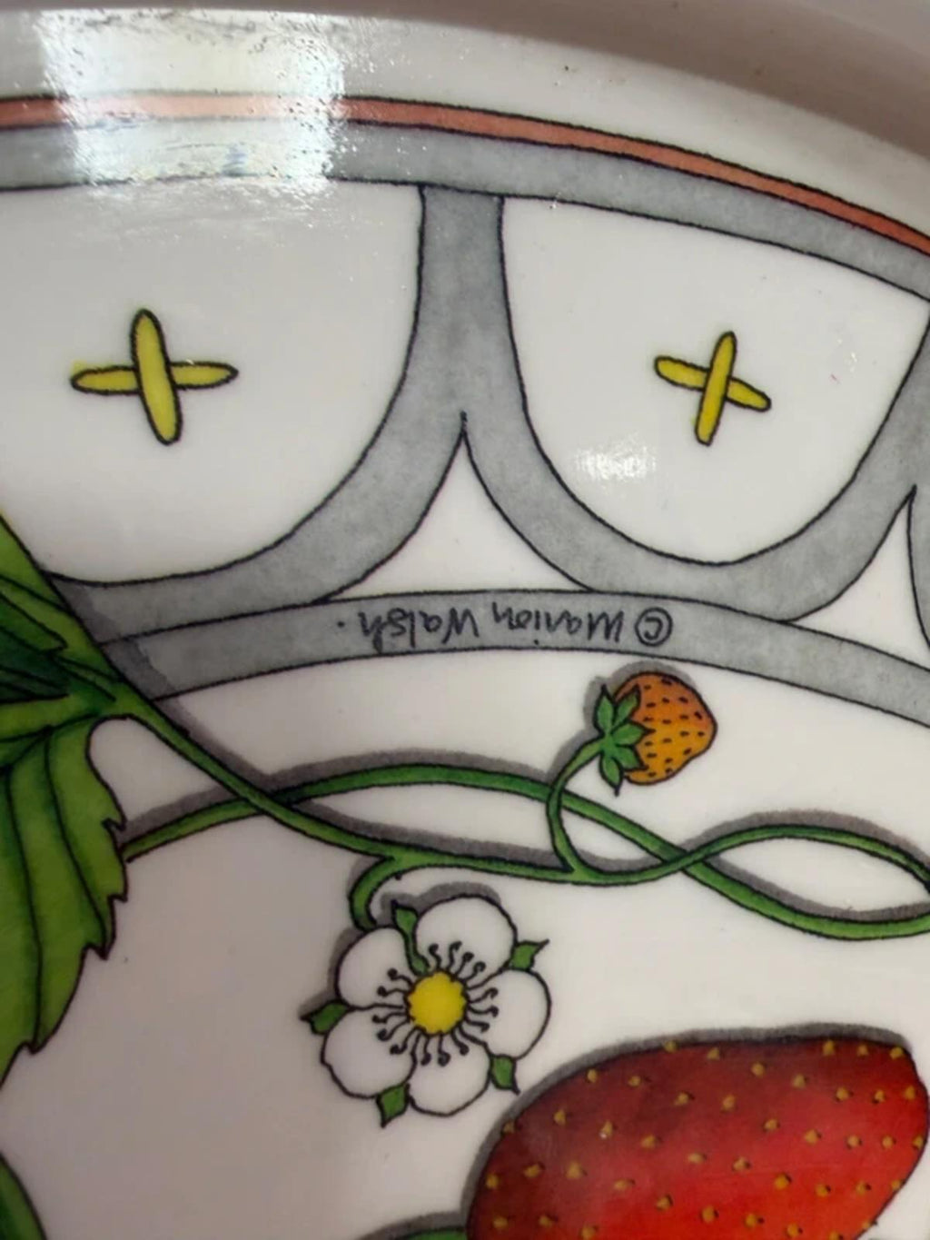 Marion Walsh Strawberry Melamine Round Tray