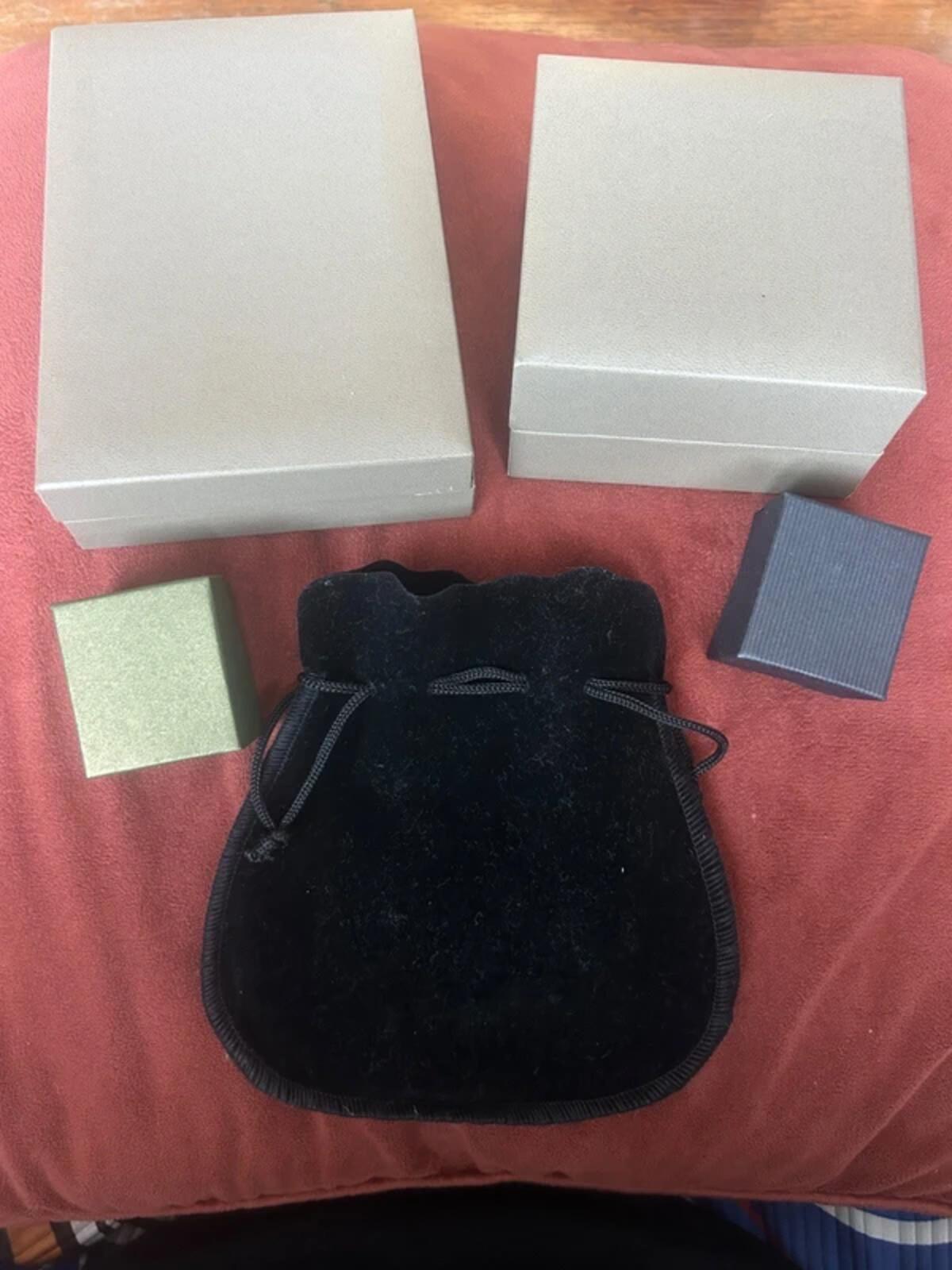 Bundle of Jewellery Boxes
