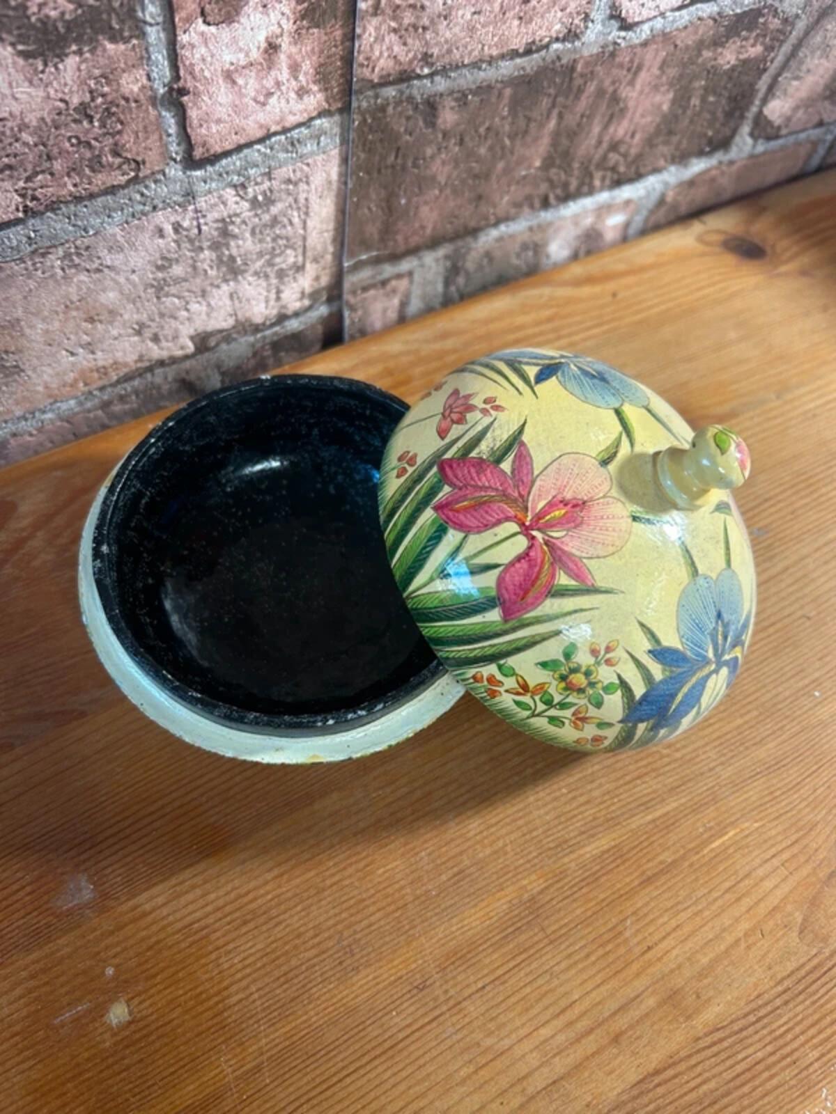 Vintage Kashmir Hand Crafted Papier Mache Box