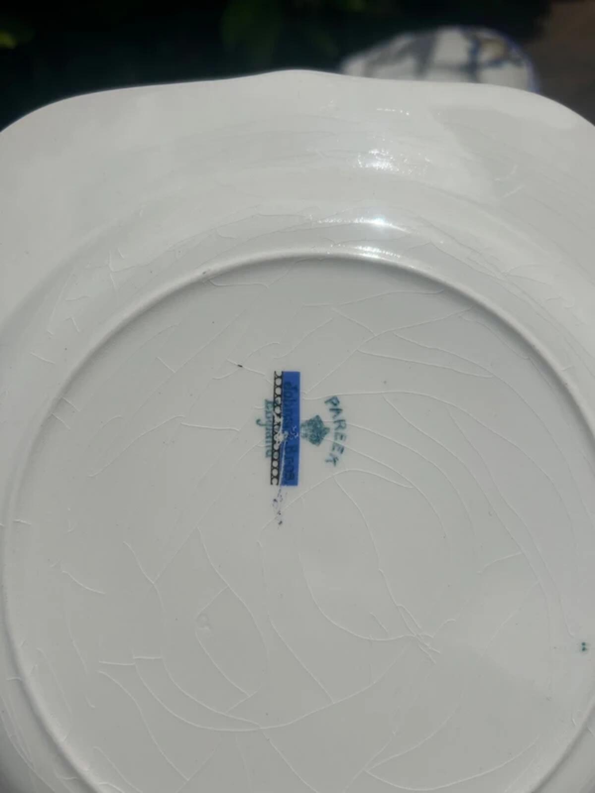 Vintage Johnson Bros Pareek 35 Piece Tea Set