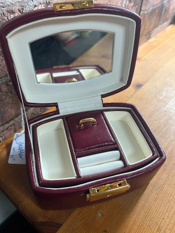 Dulwich Designs Vintage Leather Jewellery Box
