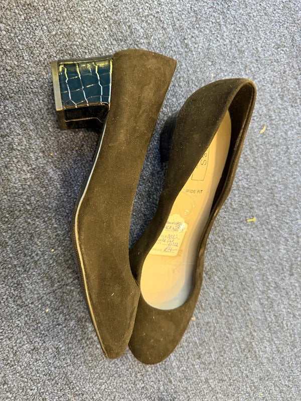 M&S Wide Fit Black Heels - Size 6.5 UK
