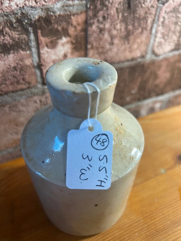 Stoneware Pot