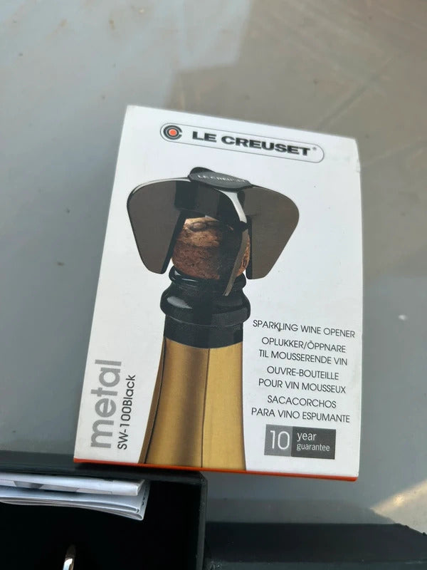 Le Creuset Sparkling Wine Opener