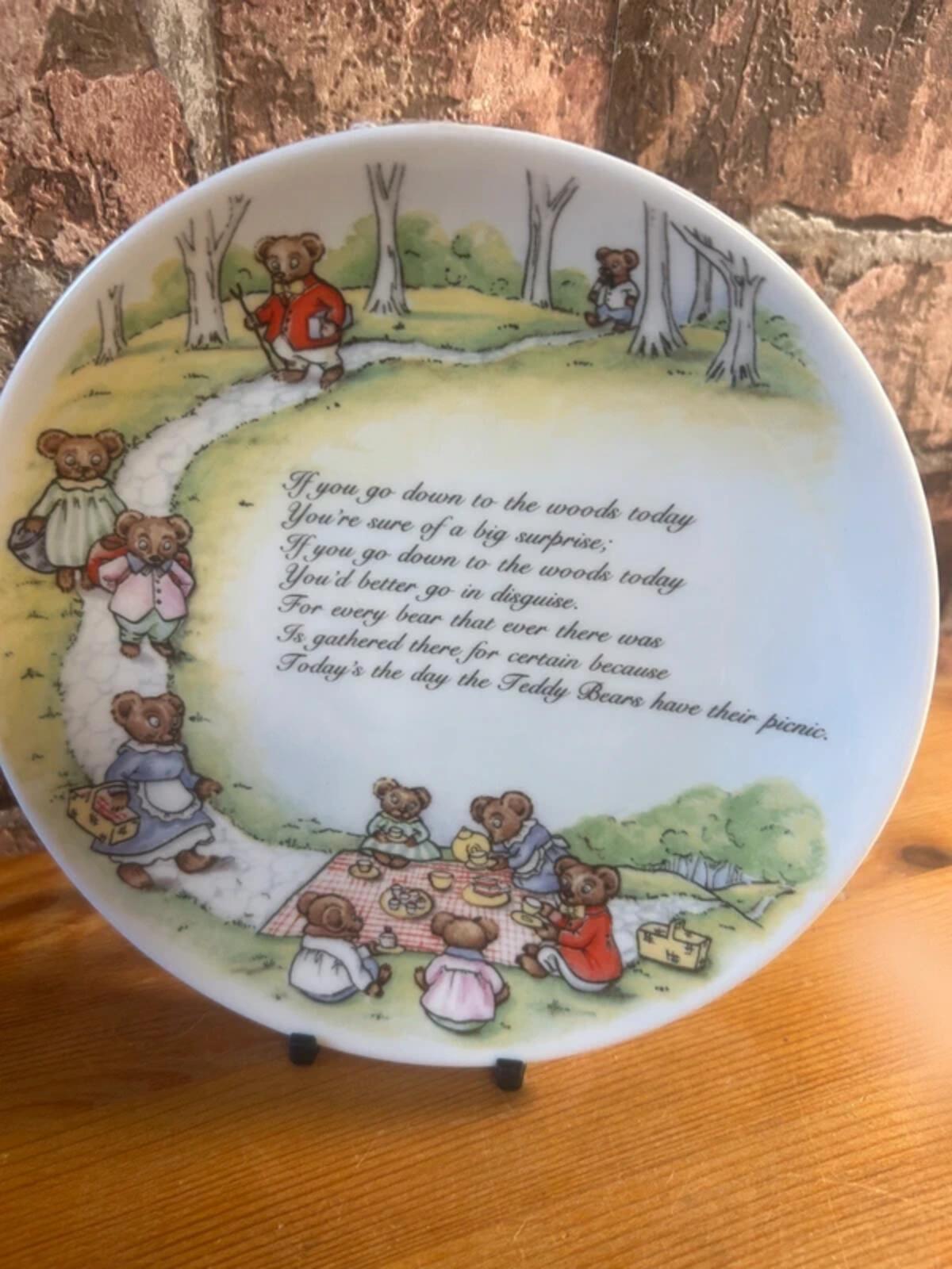 Coalport Teddy Bear Picnic Collectable Plate