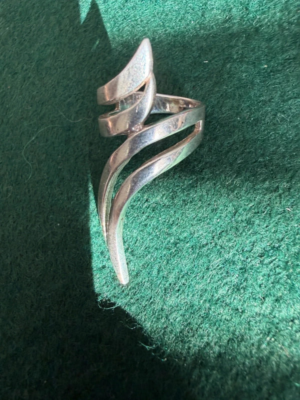 Silver Tall 925 Hallmarked Ring - Size L