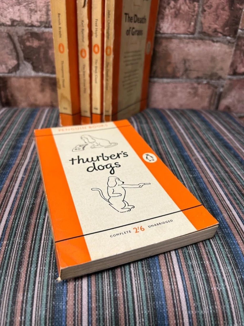 Vintage Penguin Books x 7