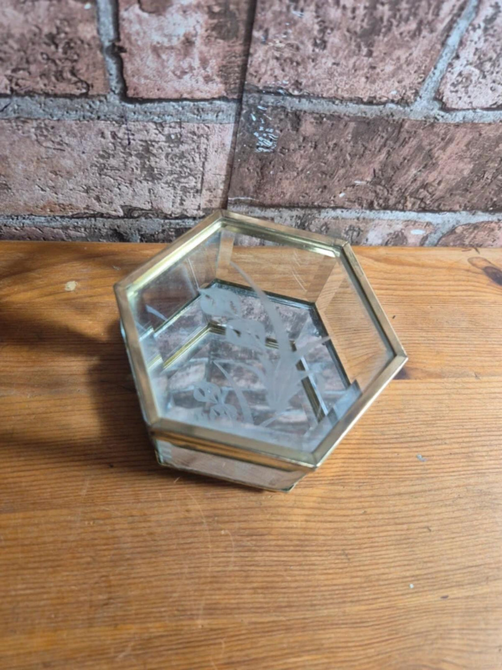 Vintage octagonal etched glass box