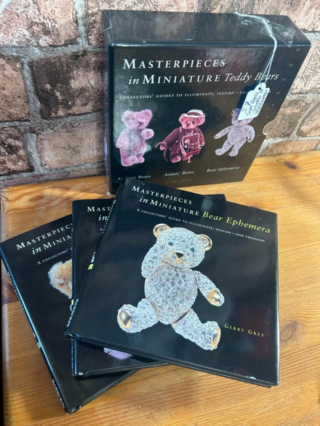 Masterpieces in Miniature: Teddy Bears Books
