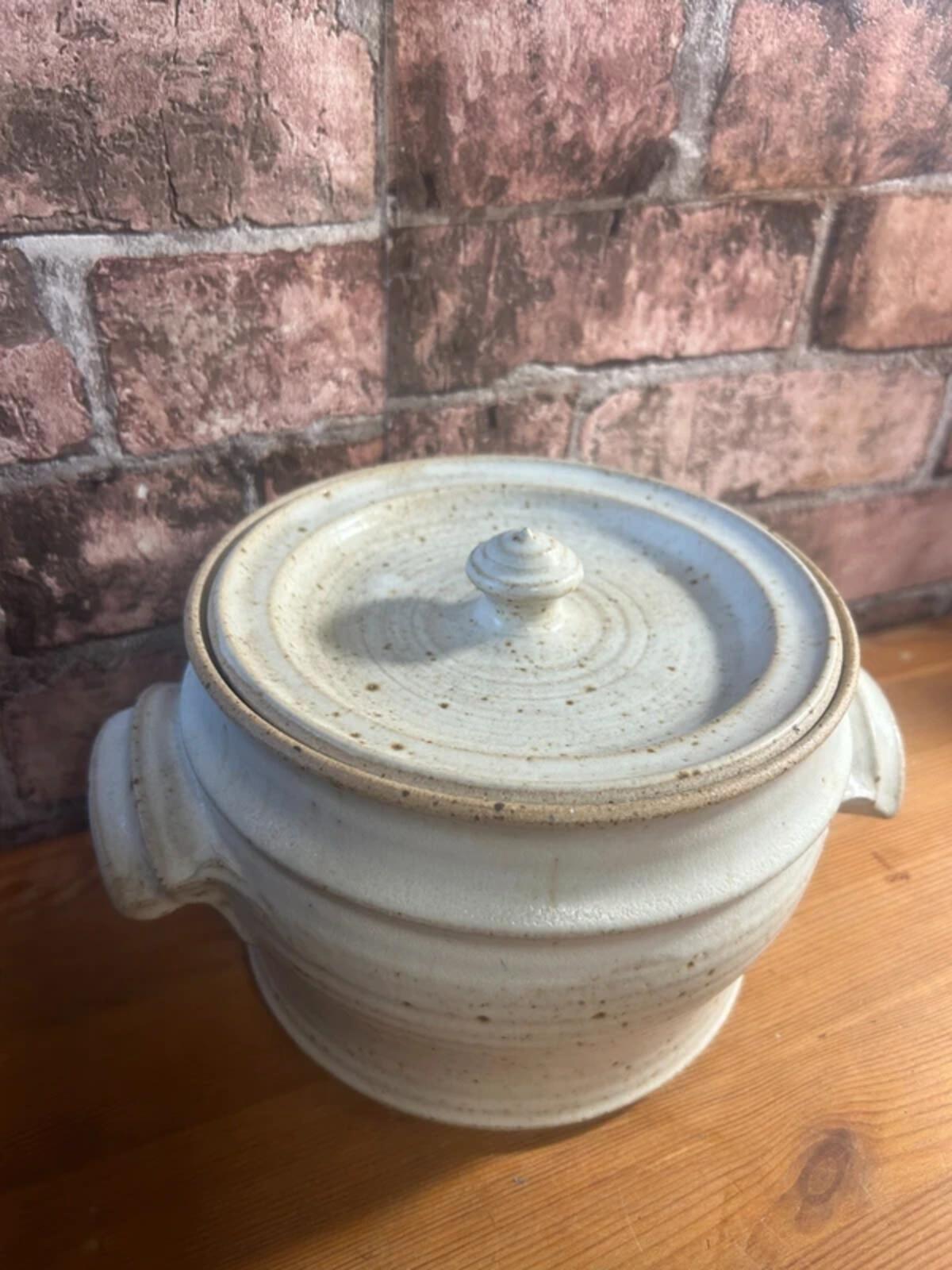 Stoneware Cream Casserole/Serving Dish with Lid
