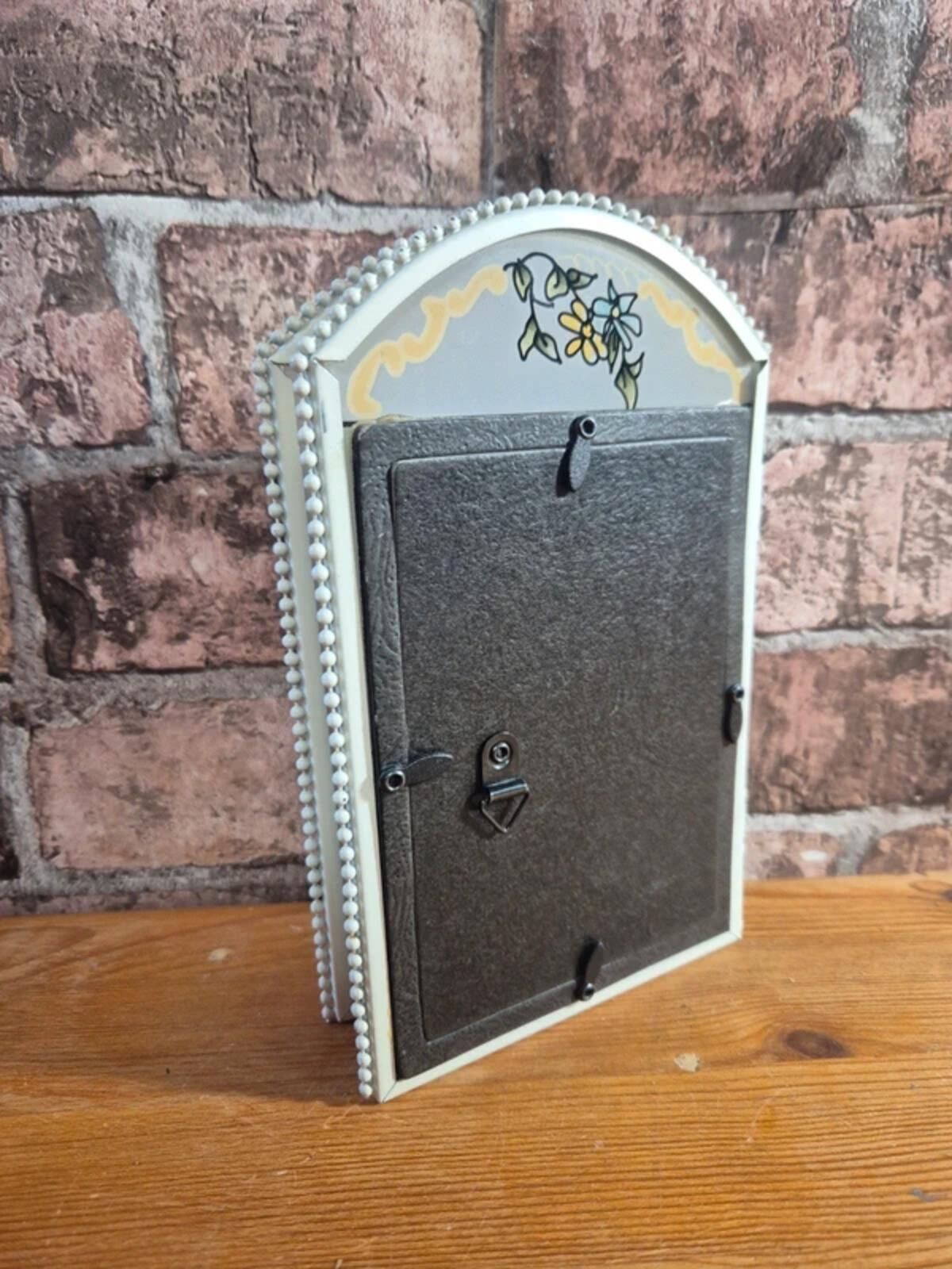 Ivory hinged floral frame