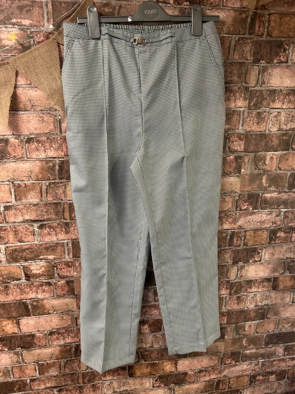 Damart Green Gingham Trousers - Size 16