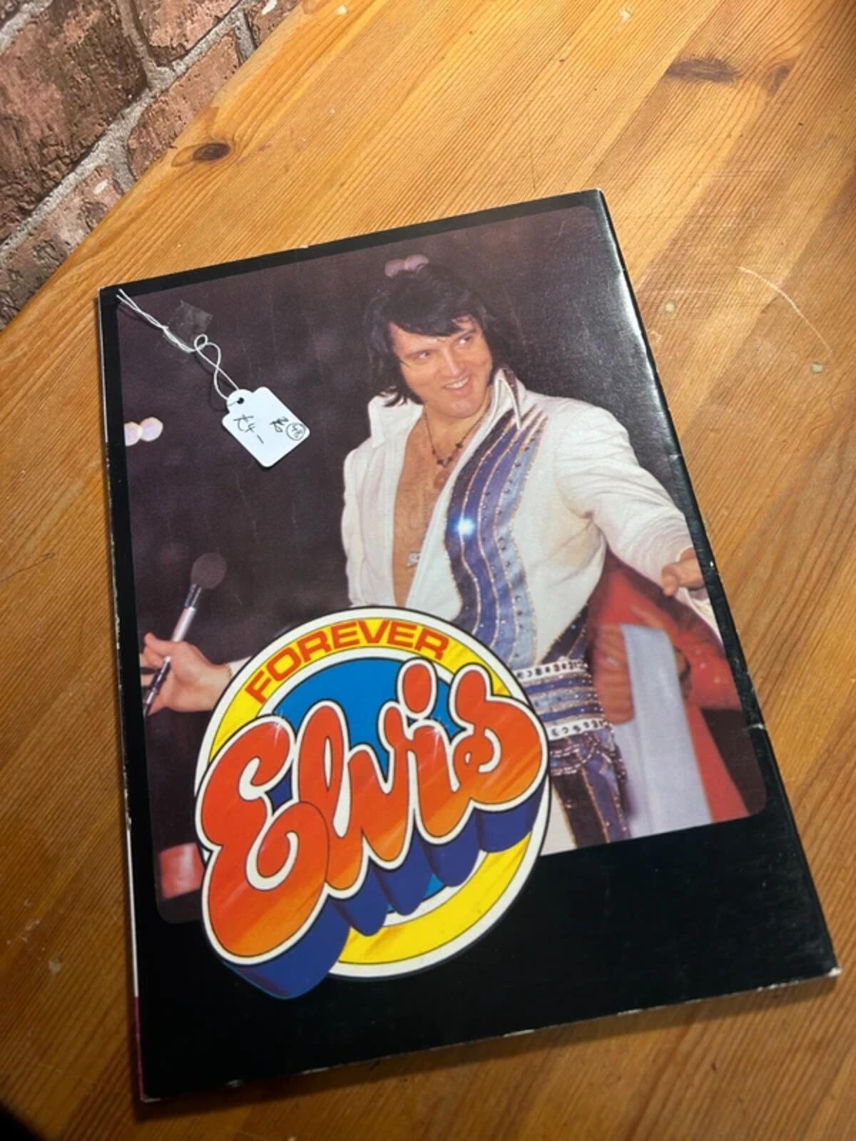 Elvis Memorial Tour to Memphis Forever