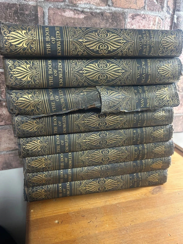 Complete Set of Cassells Book of Knowledge x 8
