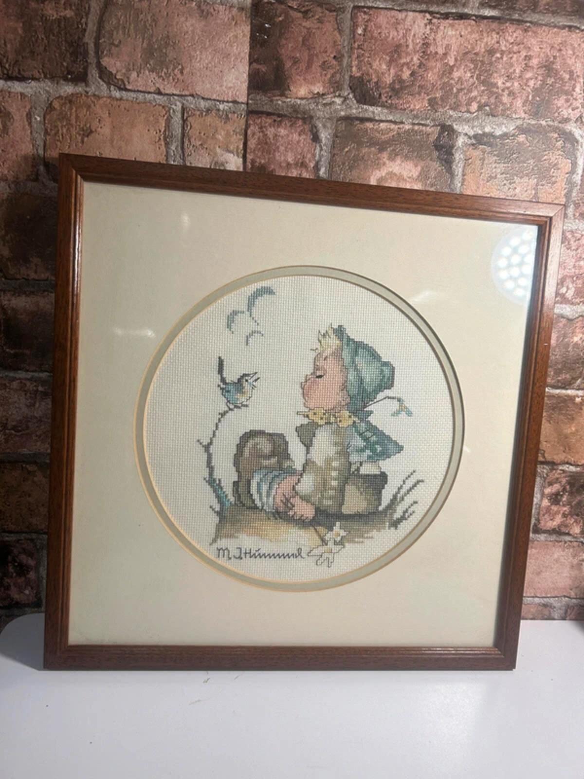 M.J.Hummell Vintage Framed Crosstitch