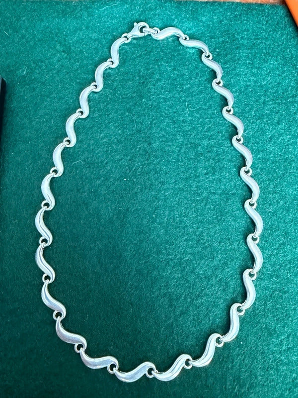 Vintage Sterling Silver Wavy Necklace