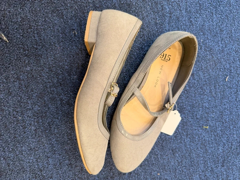 New Look 925 Generation Grey Shoes - Size 6 UK