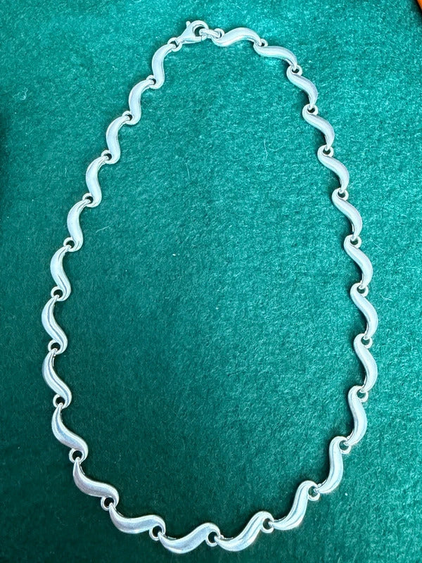 Vintage Sterling Silver Wavy Necklace