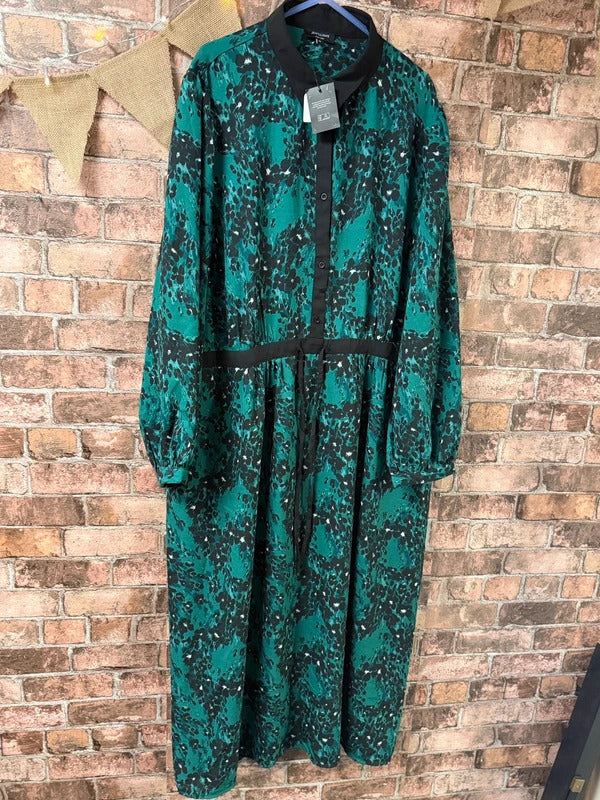JD Williams Green Leopard Dress - Size 24