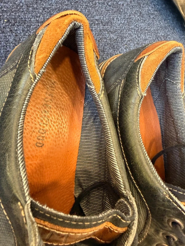 Musse & Cloud Navy Shoes - Size 10