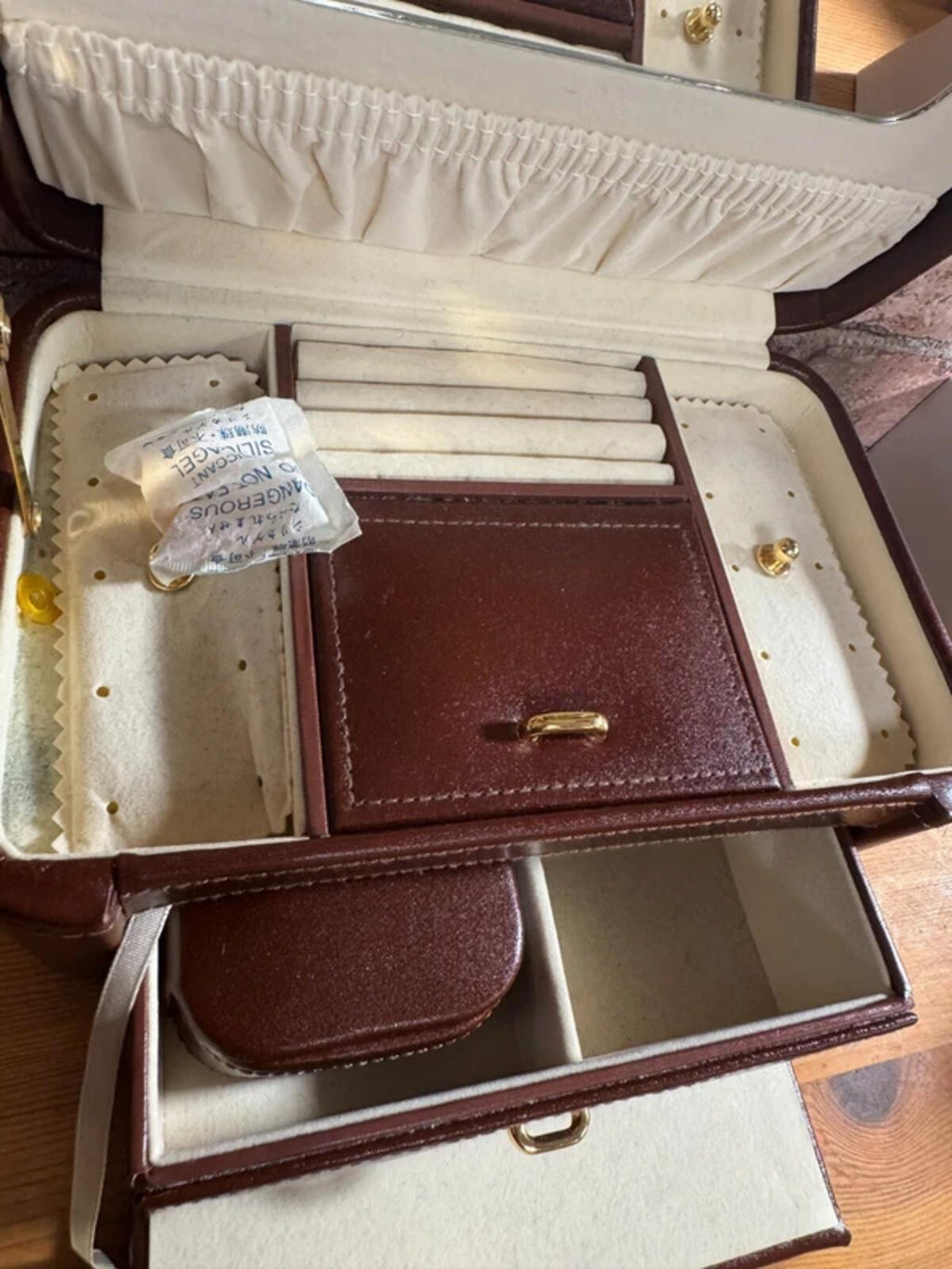 Vintage Dulwich Designs Brown Jewellery Box
