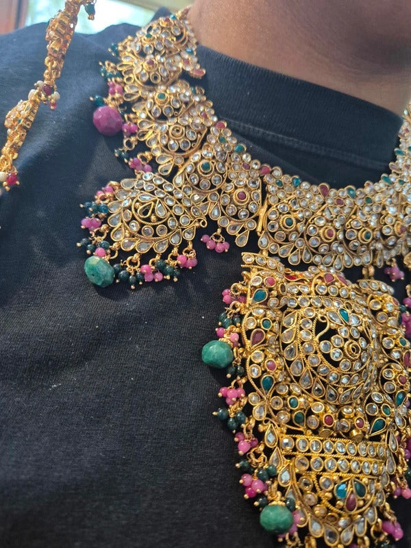 Asian Jewellery set - 27