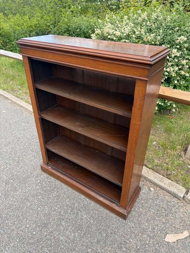 Antique Mahogany Bookcase/Display Cabinet