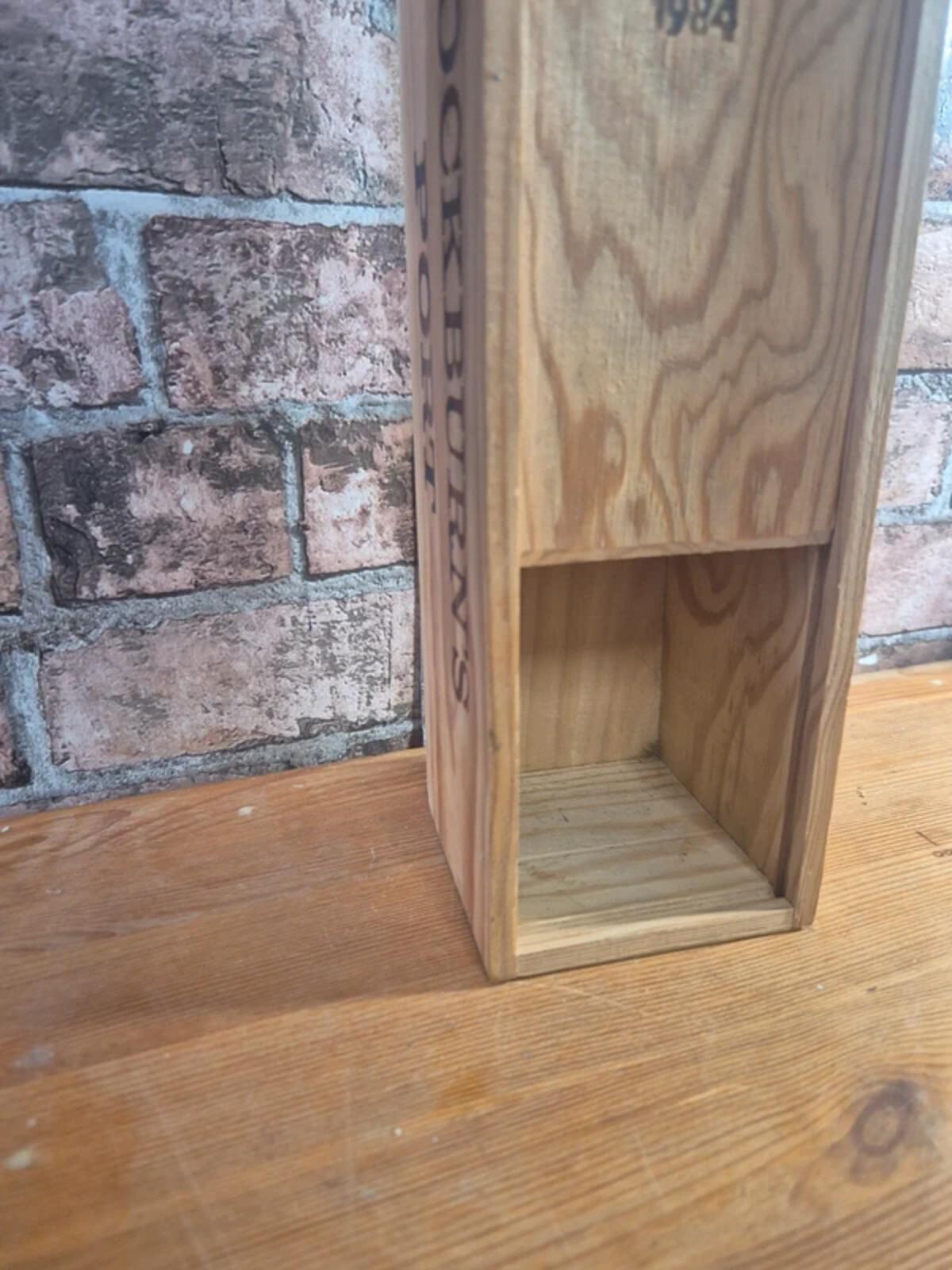 Cockburn wooden bottle crate
